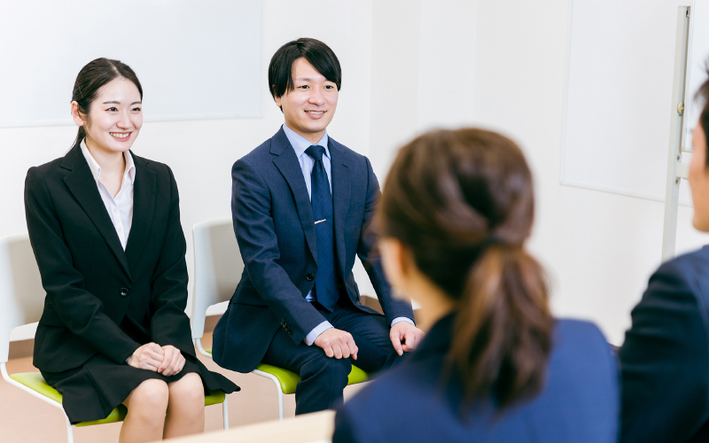 採用情報